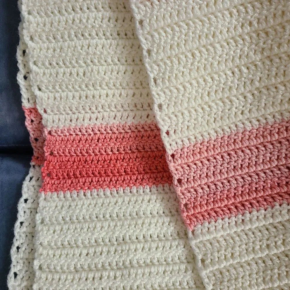 Vintage Handmade Knit Crochet Pretty Pink Afghan Throw Lap Blanket New Baby Gift